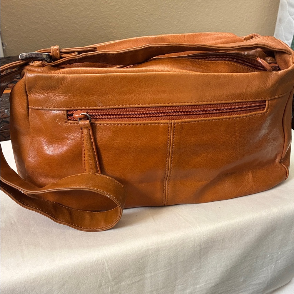 Beautiful Blonde Leather Vintage Stone Mountain Shoulder bag 90s